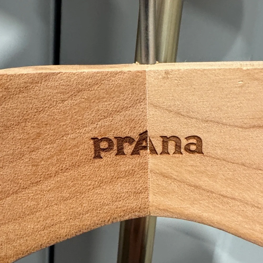 Prana Natural Wood Hangers Set